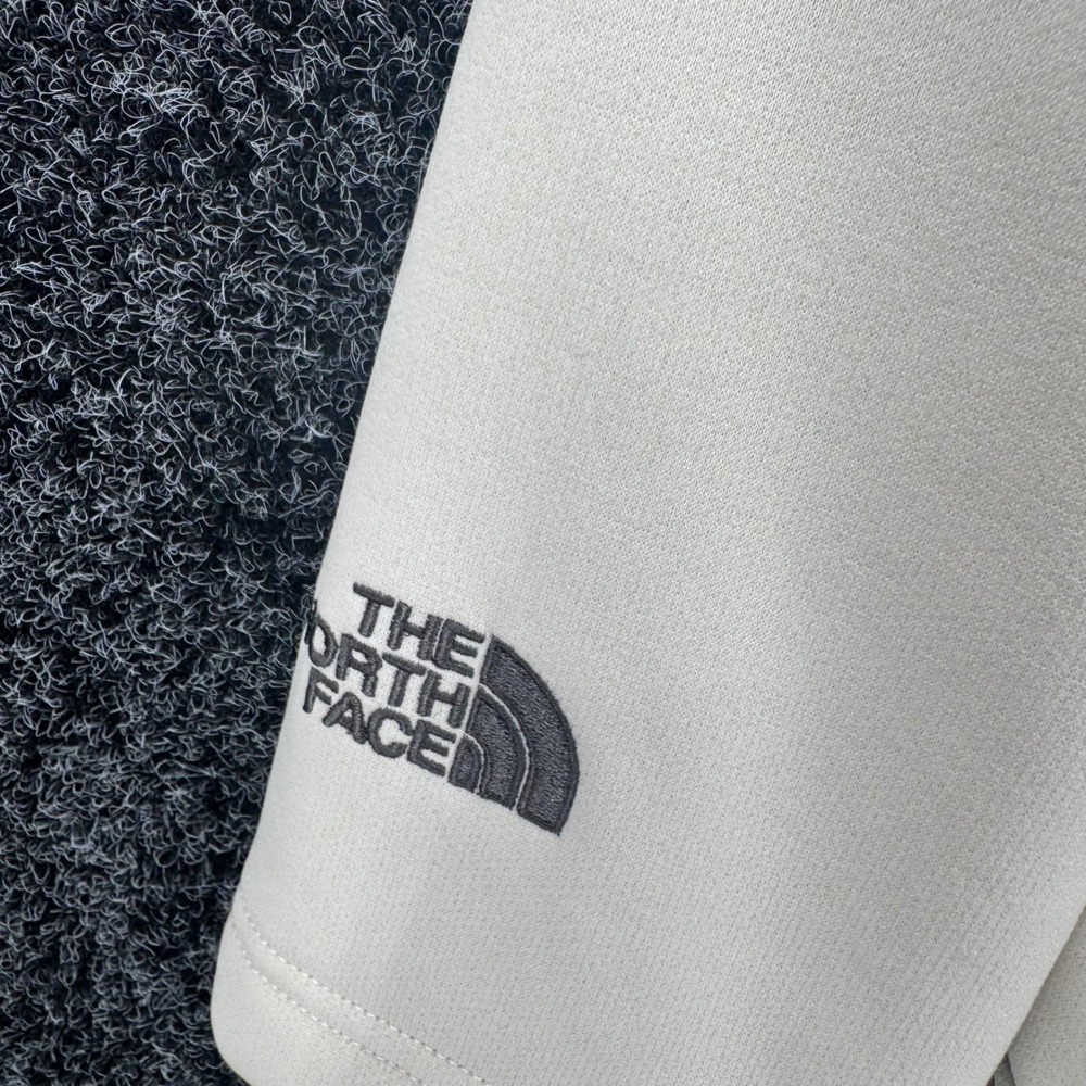 The North Face Womens Mountain Sweatshirt Quilted Pullover Grey Cream Medium - Picture 4 of 8